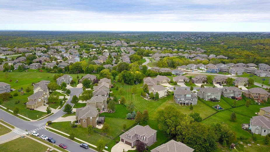 housing market trends why more americans are leaving cities 1